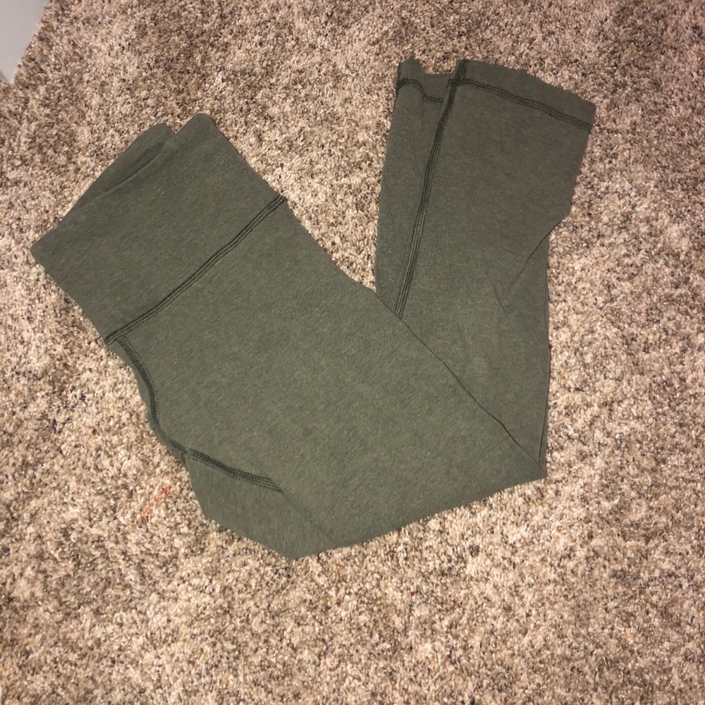 Lululemon crop leggings